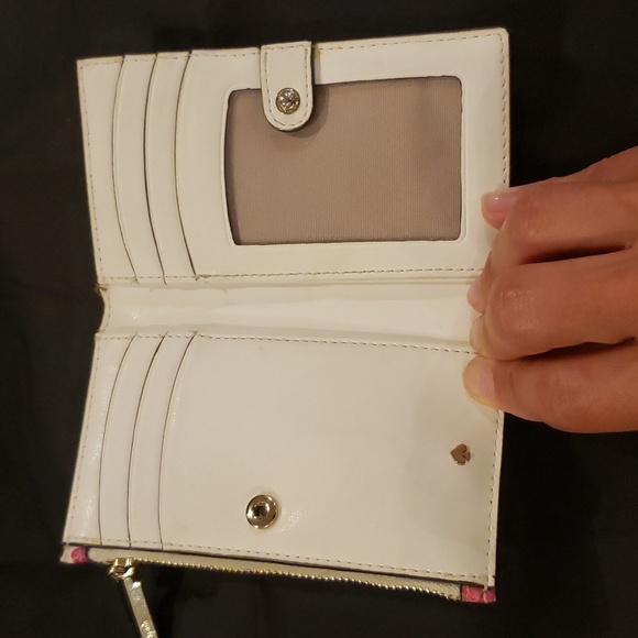 Kate Spade flowered small wallet, 3" x 5 1/2" - Picture 3 of 6